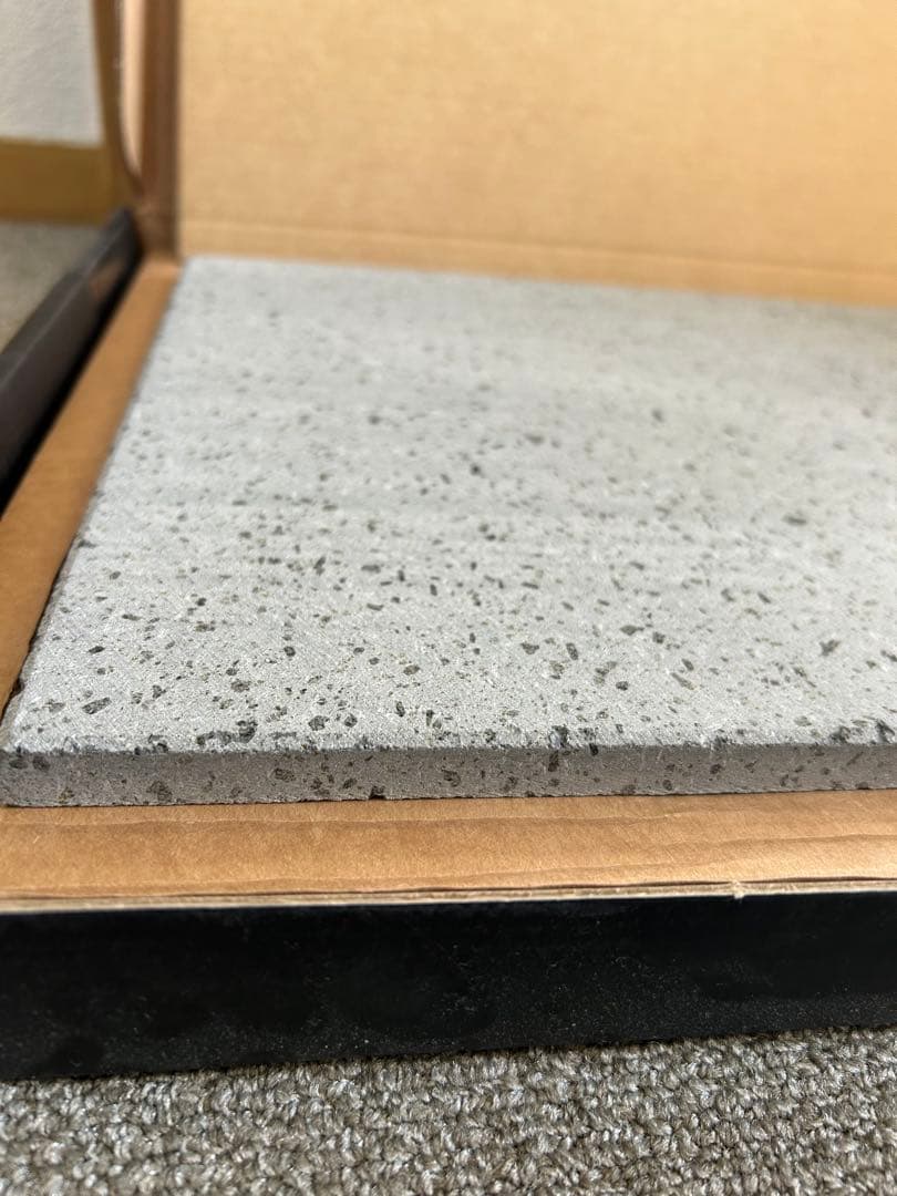 新品未使用　ピザストーン 38cm x 30cm イタリア製　エトナ火山