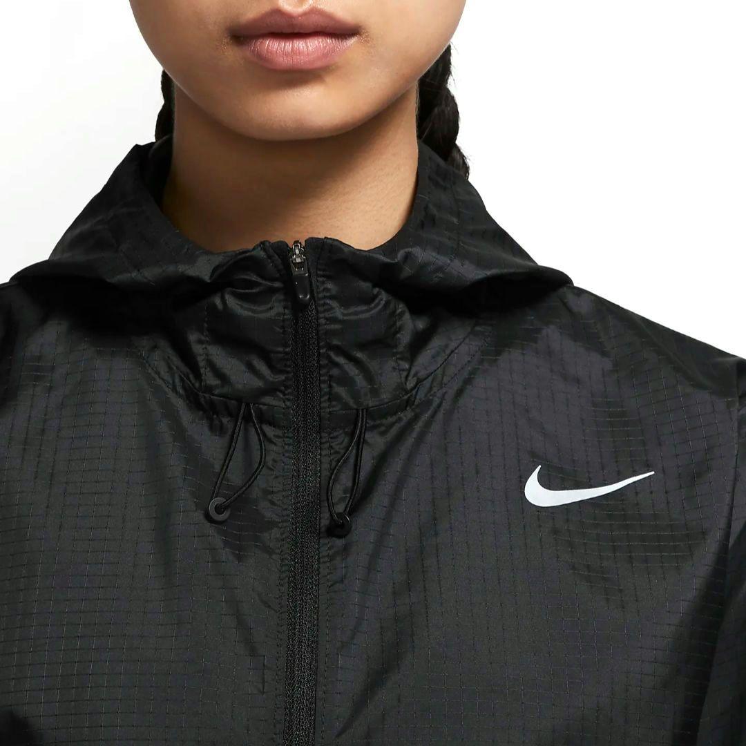 【新品正規品】NIKE エッセンシャル ジャケット　レディースLサイズ