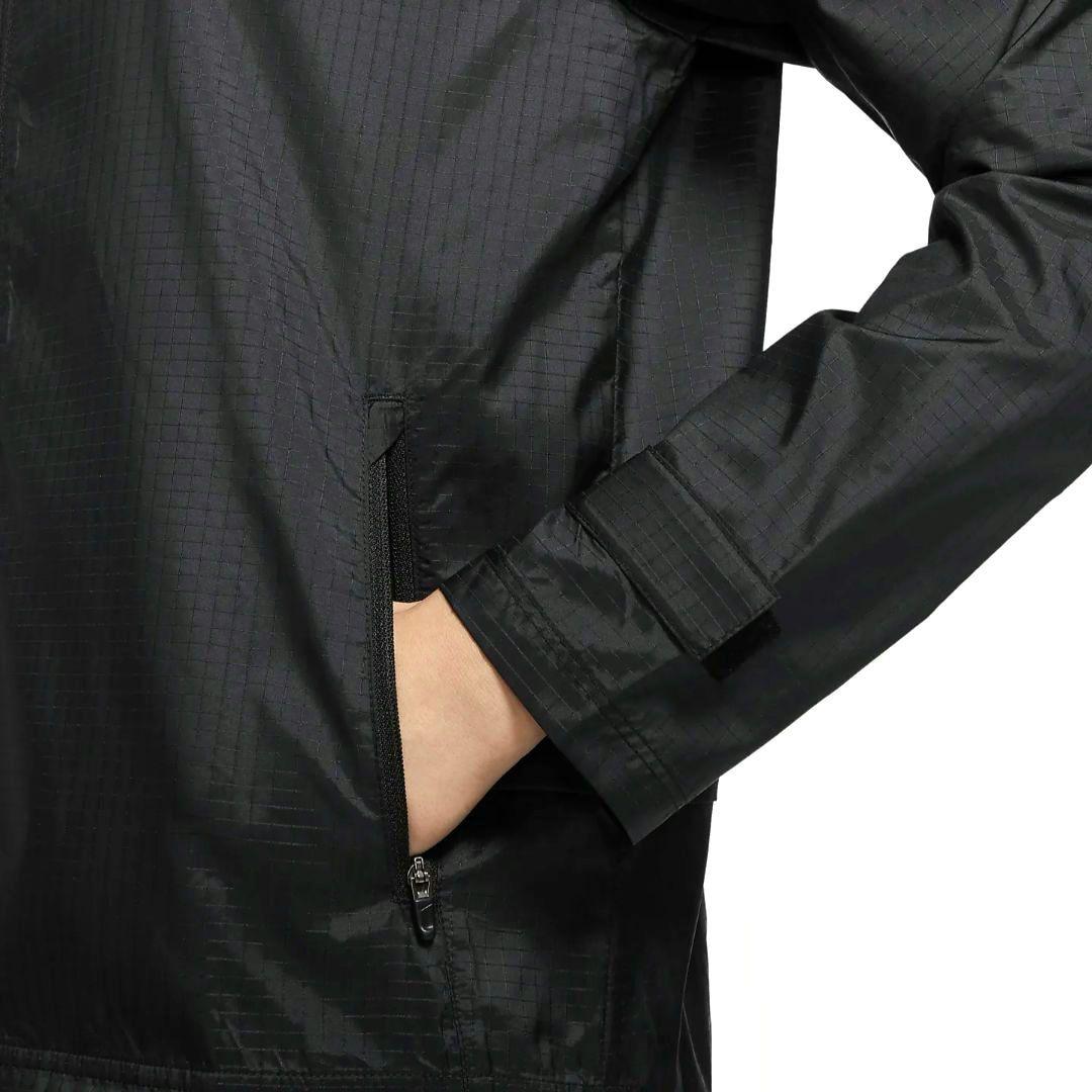 【新品正規品】NIKE エッセンシャル ジャケット　レディースLサイズ