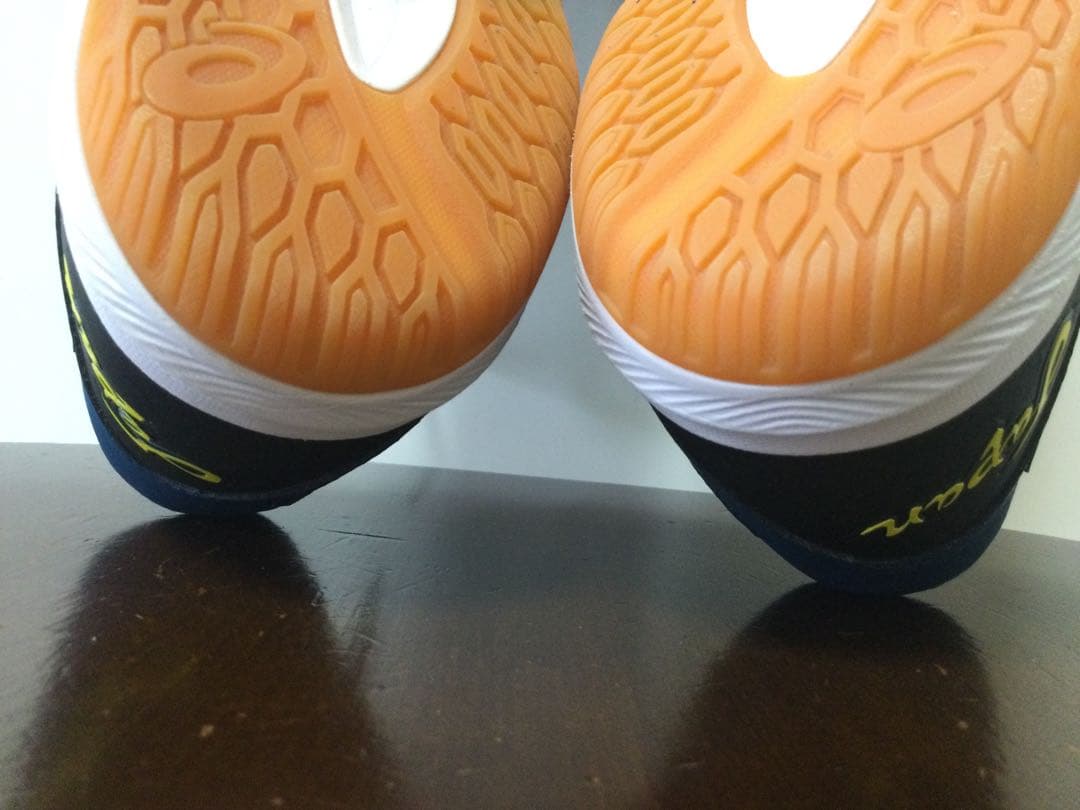 美品★asicsJAPANバレーボールシューズ★黒★