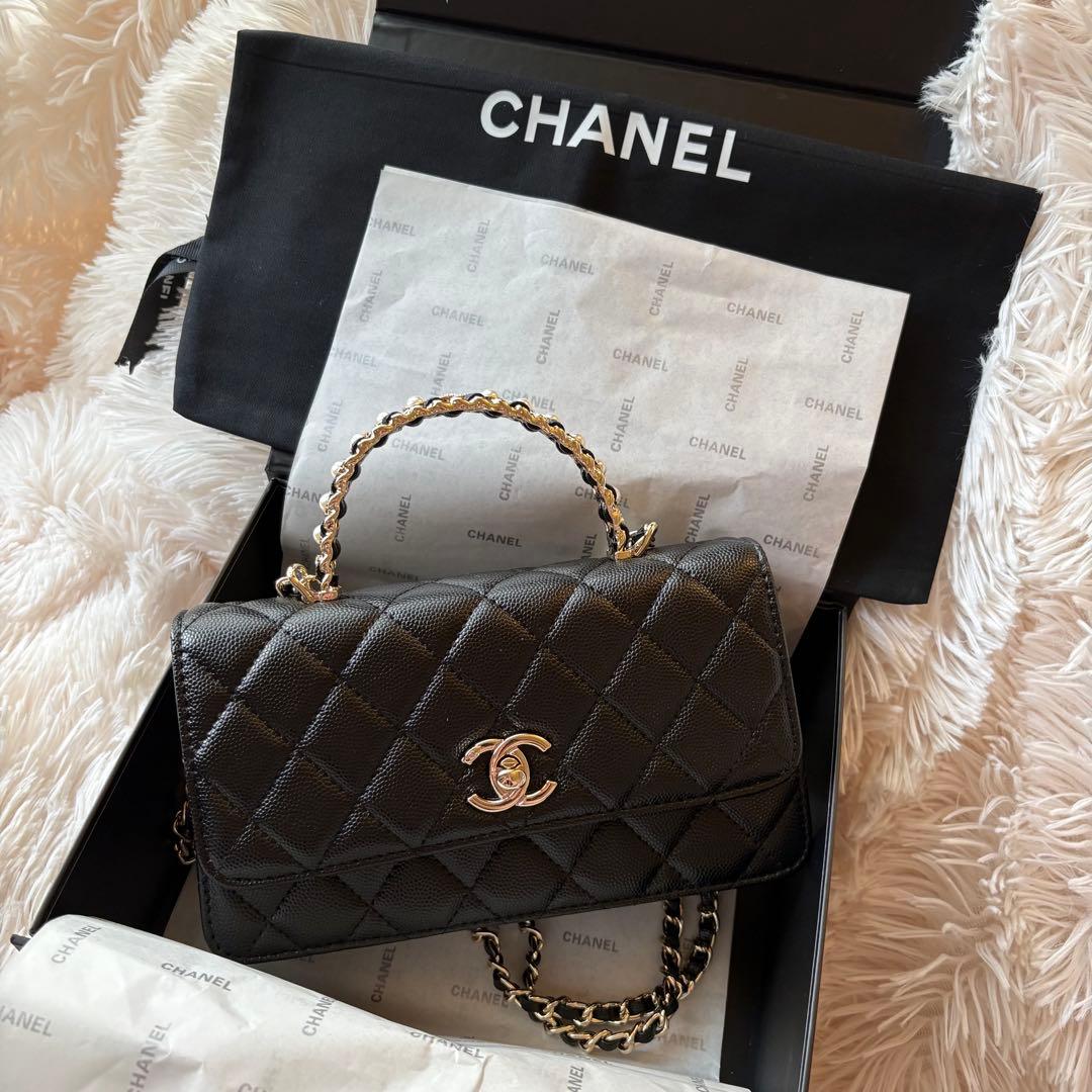 CHANEL パールハンドルミニバッグ　ノベルティ
