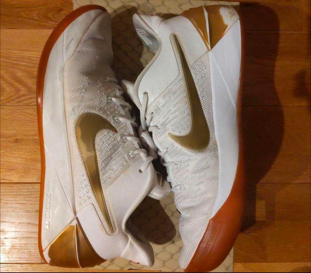 NIKE ナイキ Kobe A.D.コービー