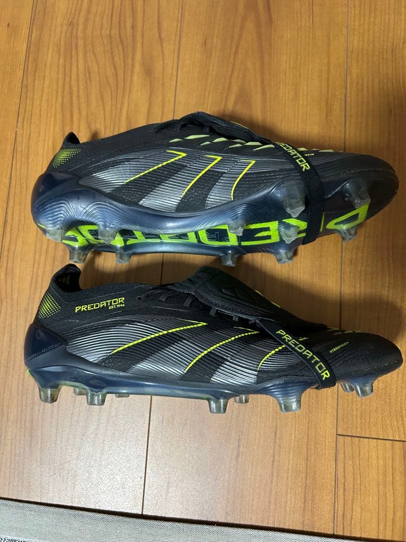 adidas Predator サッカーシューズ スパイク ブラック/イエロー