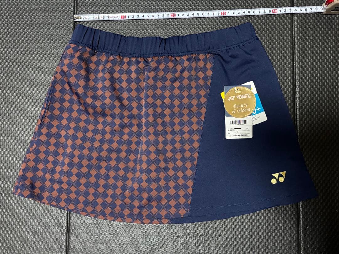 試着のみ新品　ヨネックス チェック柄 テニスウェア