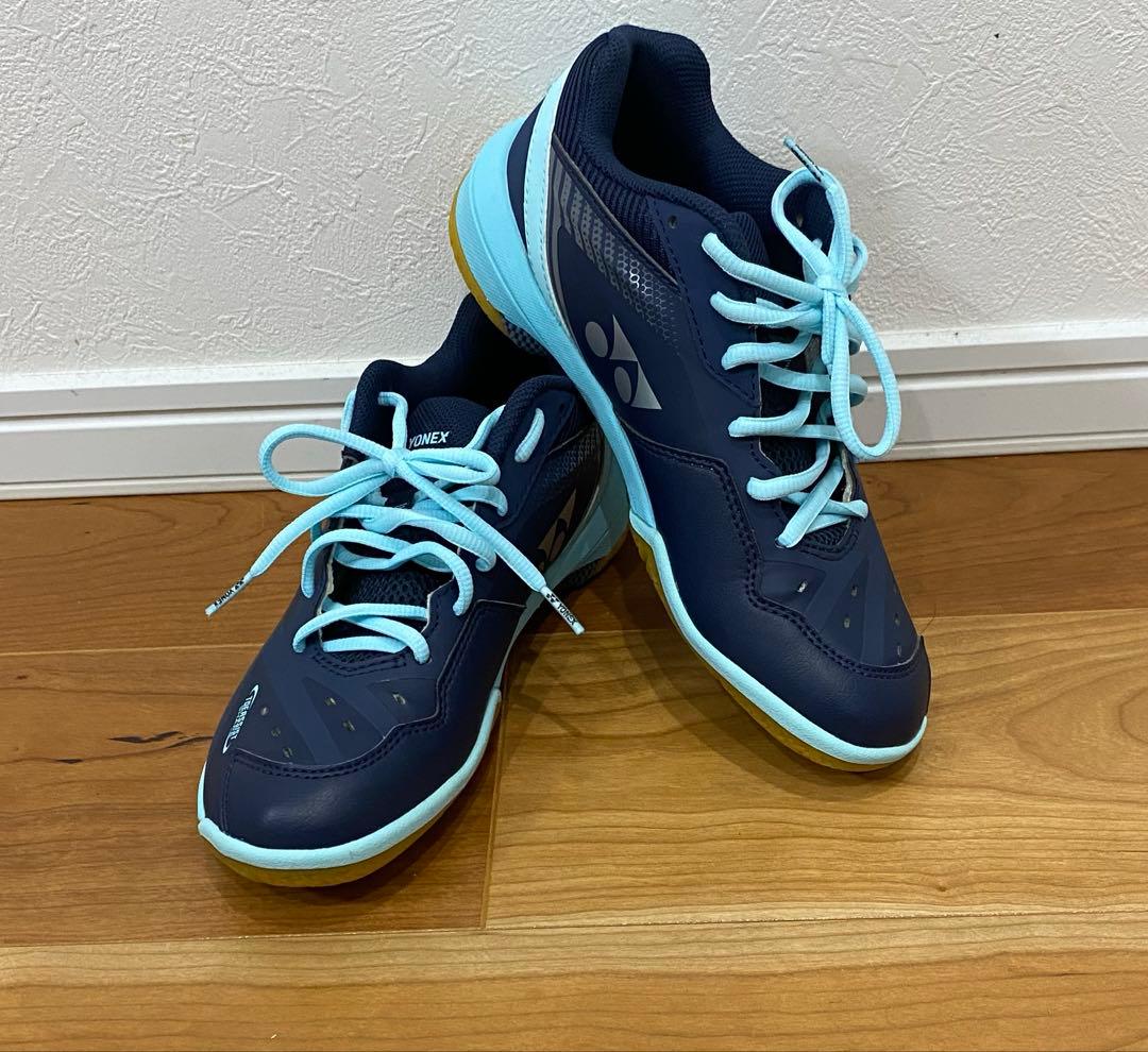 未使用　YONEX パワークッションSHB-65Z ネイビーブルー 24.5cm
