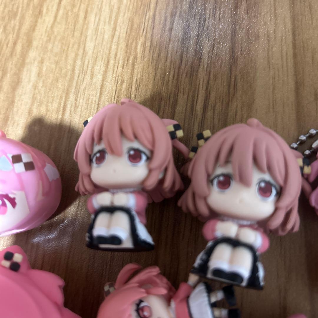 ピンク髪キャラクター アクリルキーホルダー 7個セット