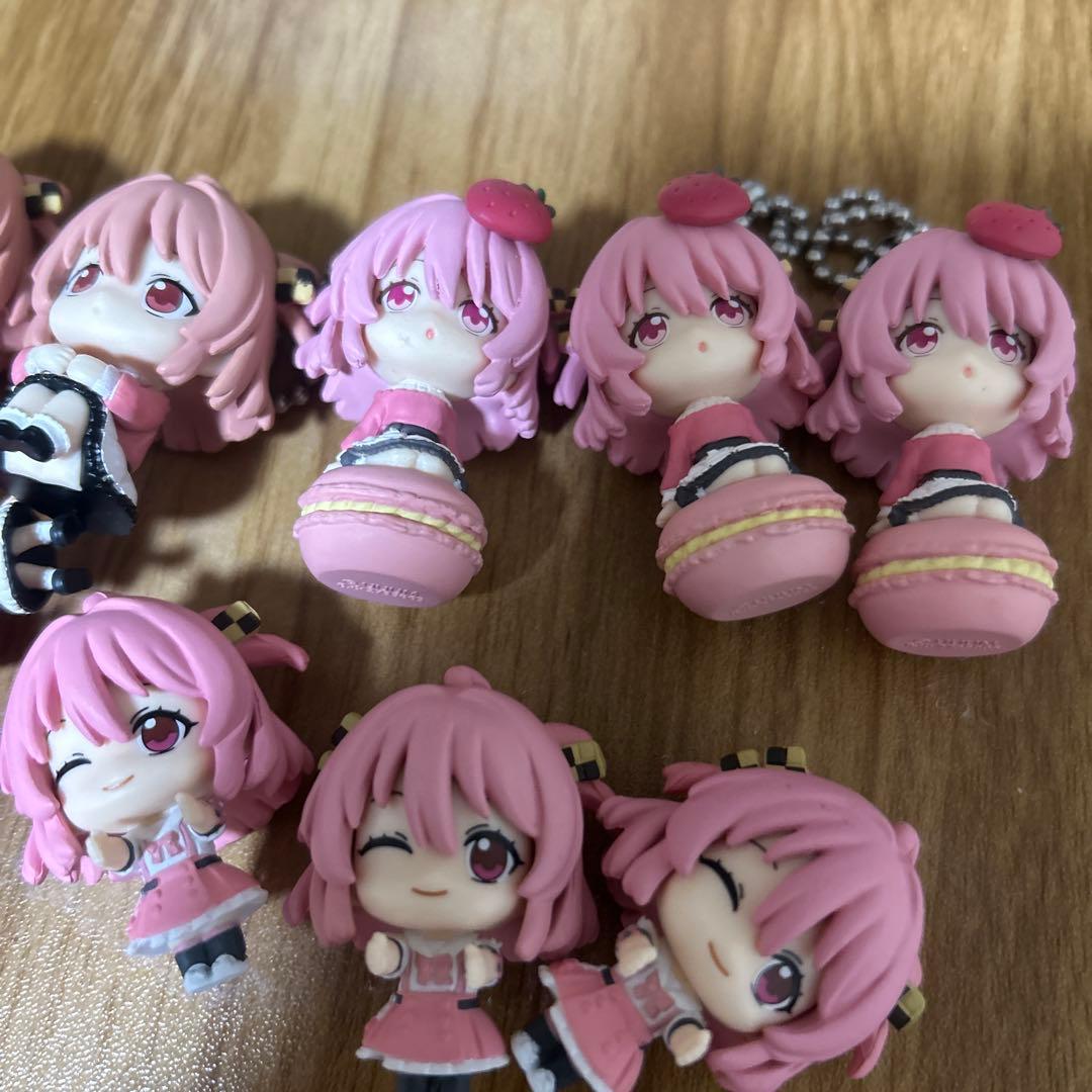 ピンク髪キャラクター アクリルキーホルダー 7個セット