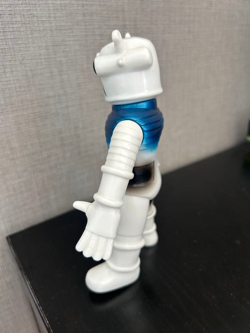 マーミットビニバラ ベビー カメレオンマン ソフビ