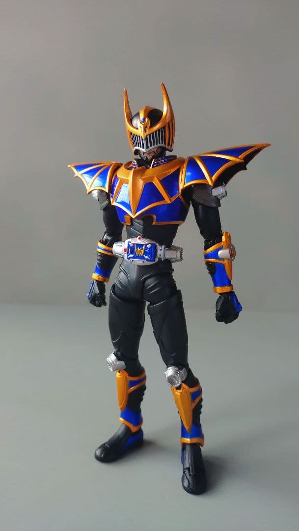 S.H.Figuarts 仮面ライダー ナイトサバイブ＆ダークレイダー セット