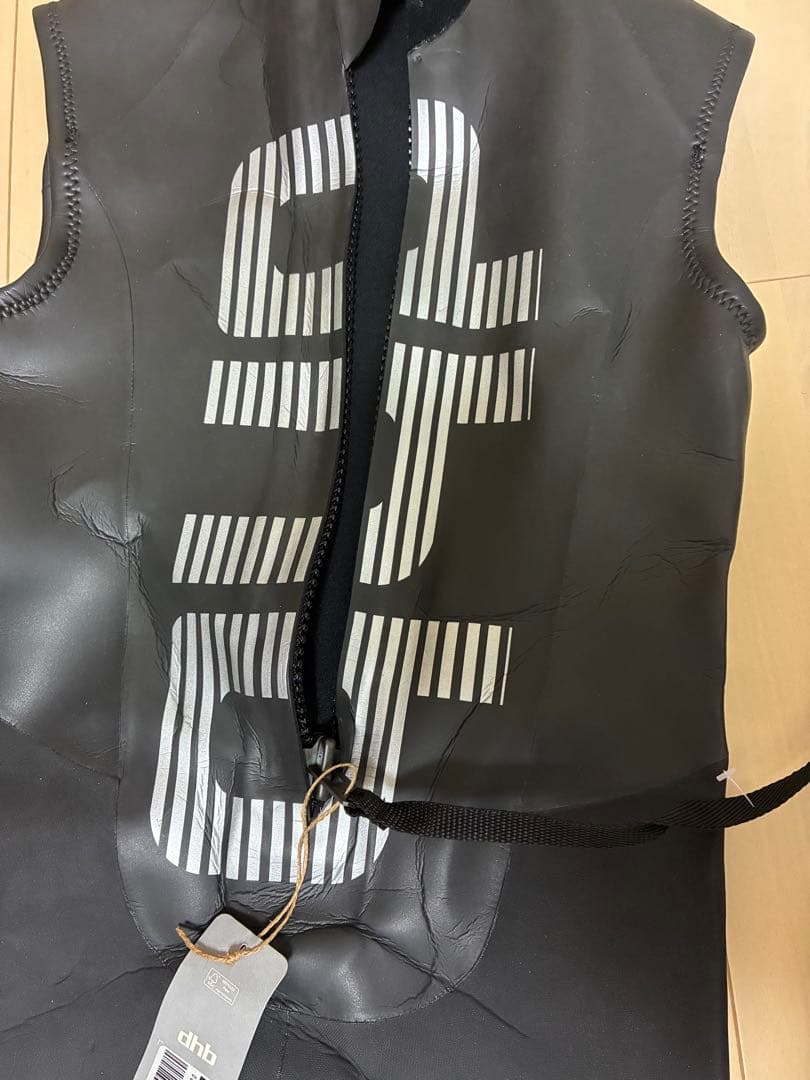 新品未使用　タグ付き　dhb ウェットスーツ　メンズ　Lサイズ　ロングジョン