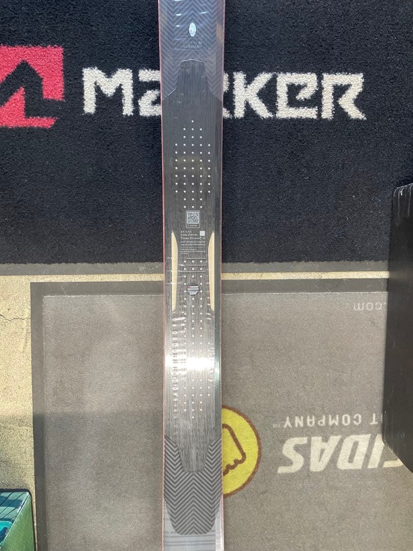 フォルクル　ブレイズ94 186cm 24-25モデル　新品未使用品
