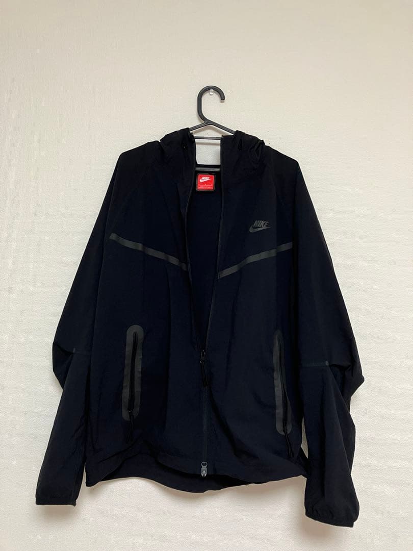 Nike テックウィンドブレーカー Lサイズ ブラック