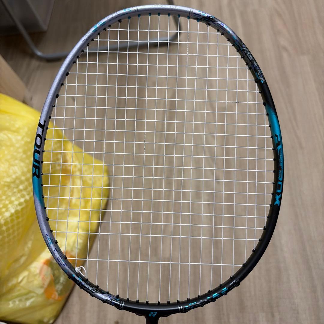 YONEX Astrox 88DTOURバドミントンラケット