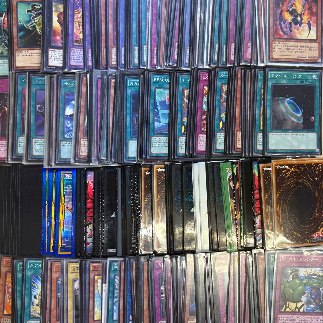 遊戯王 スリーブ入りカードのみ 大量まとめ売り 1箱 約20kg