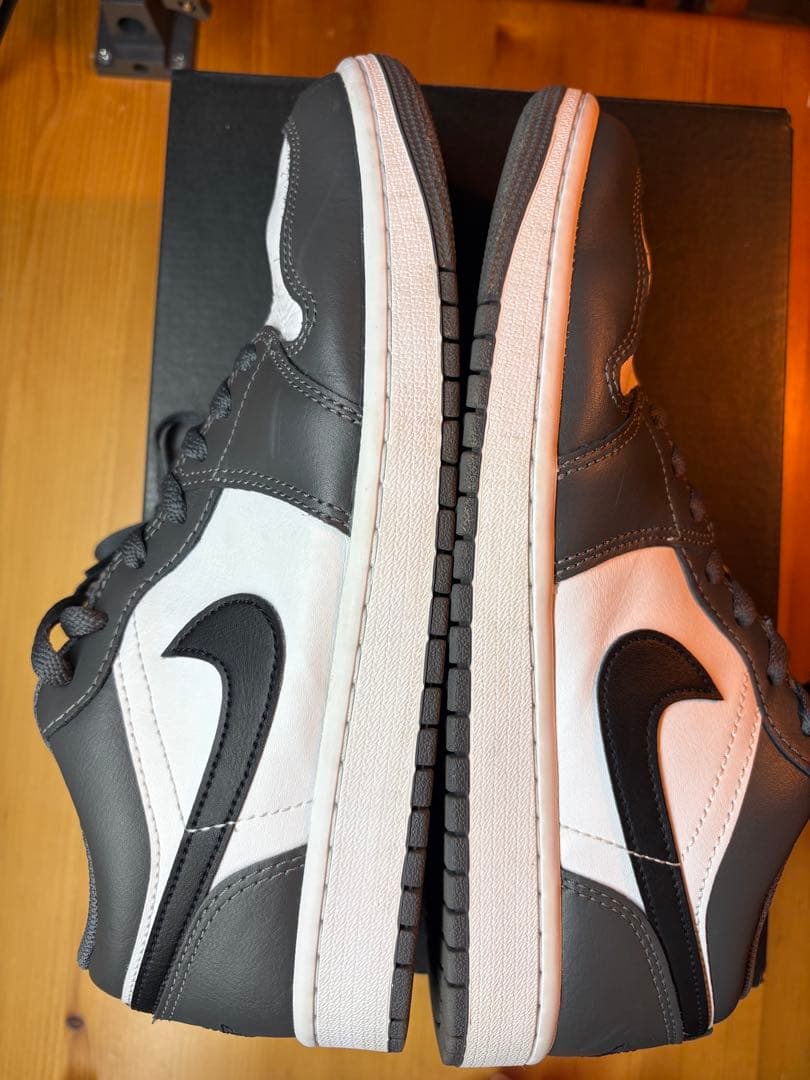 Nike Air Jordan 1 Low グレー/ホワイト
