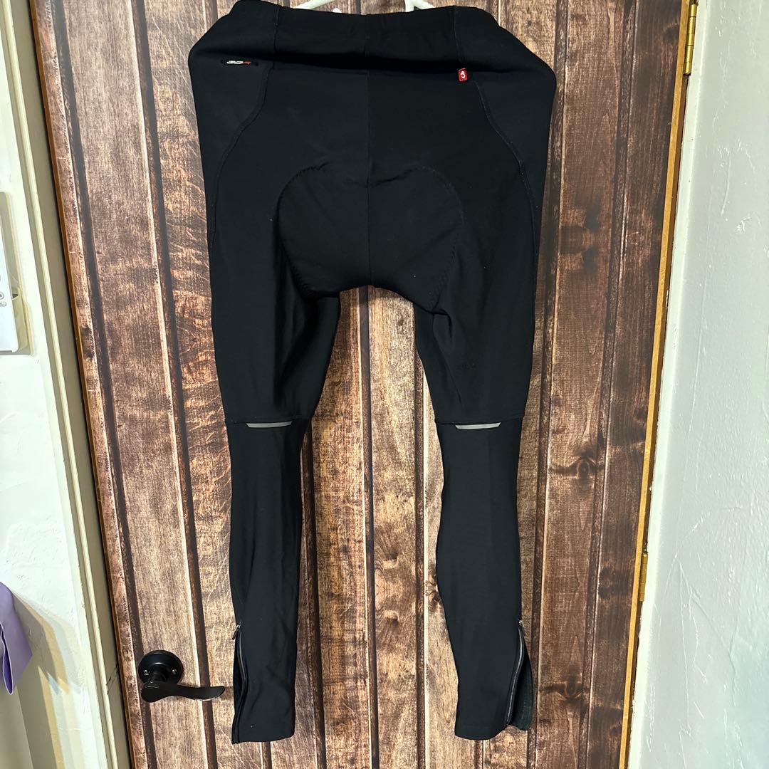 美品 パールイズミ サイクルパンツ 5℃対応　バイク乗りにも！