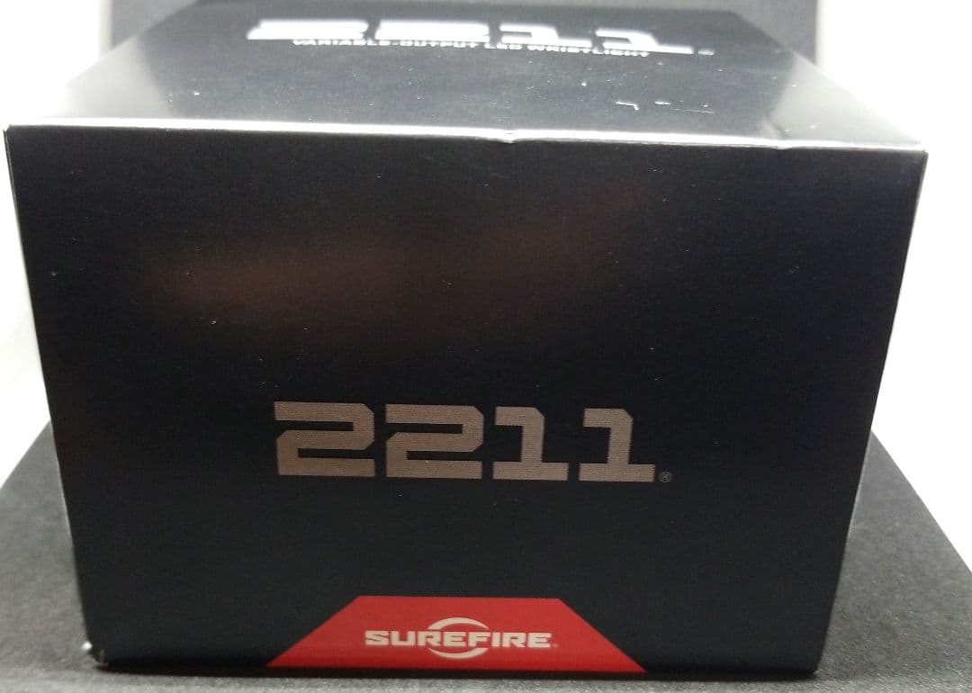 SUREFIRE 充電式リストライト LED 2211-B-BK-SF