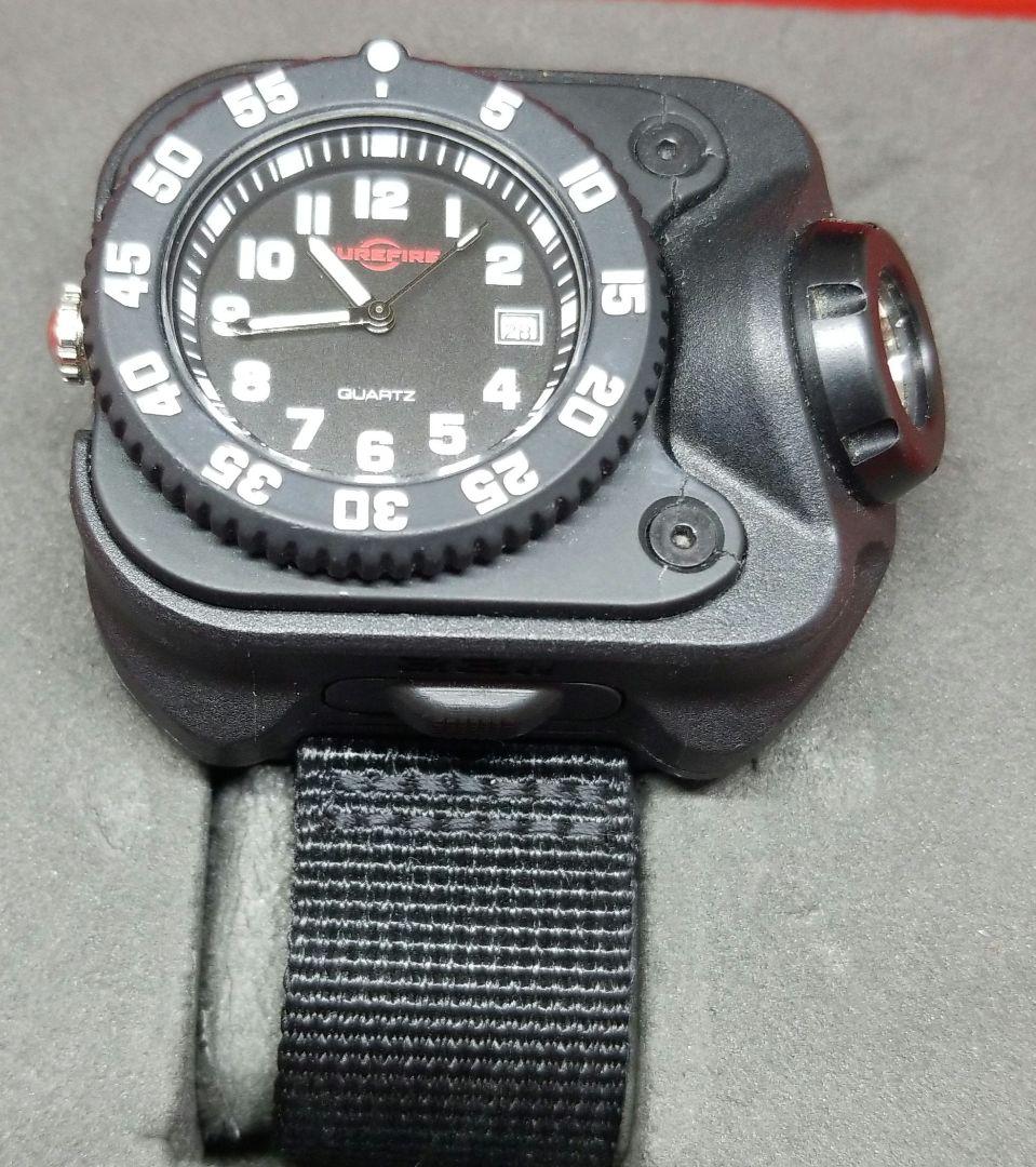 SUREFIRE 充電式リストライト LED 2211-B-BK-SF