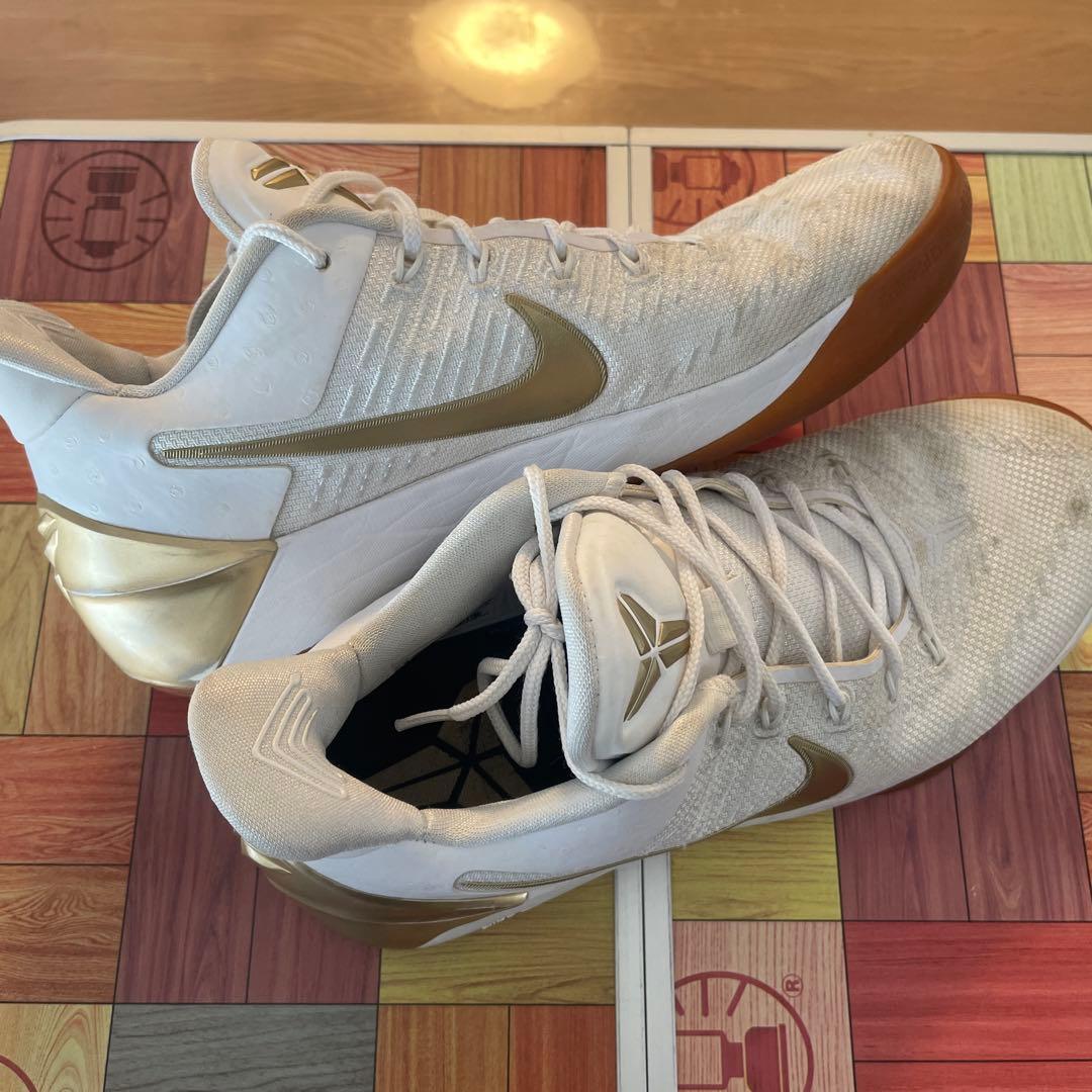 Nike Kobe AD ホワイト/ゴールド