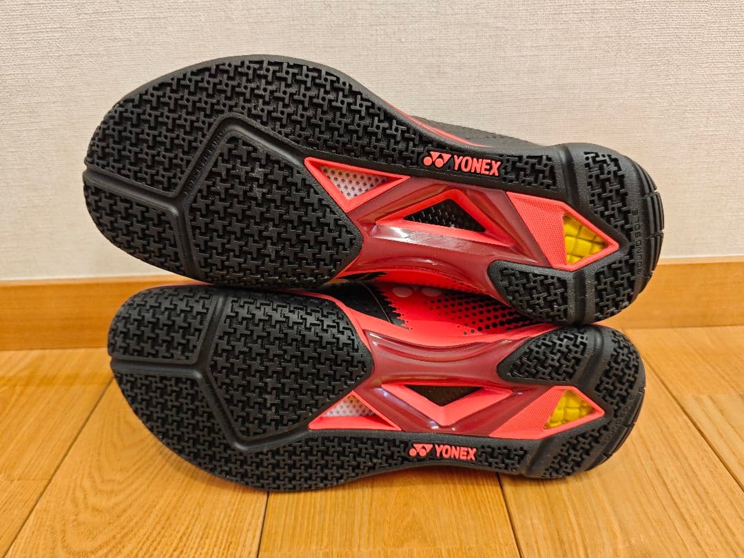 YONEX ヨネックス バドミントンシューズ パワークッション SHBELZ2