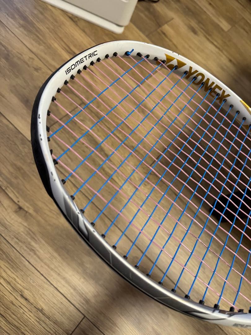 YONEX E-ZONE100 大坂なおみ限定モデル