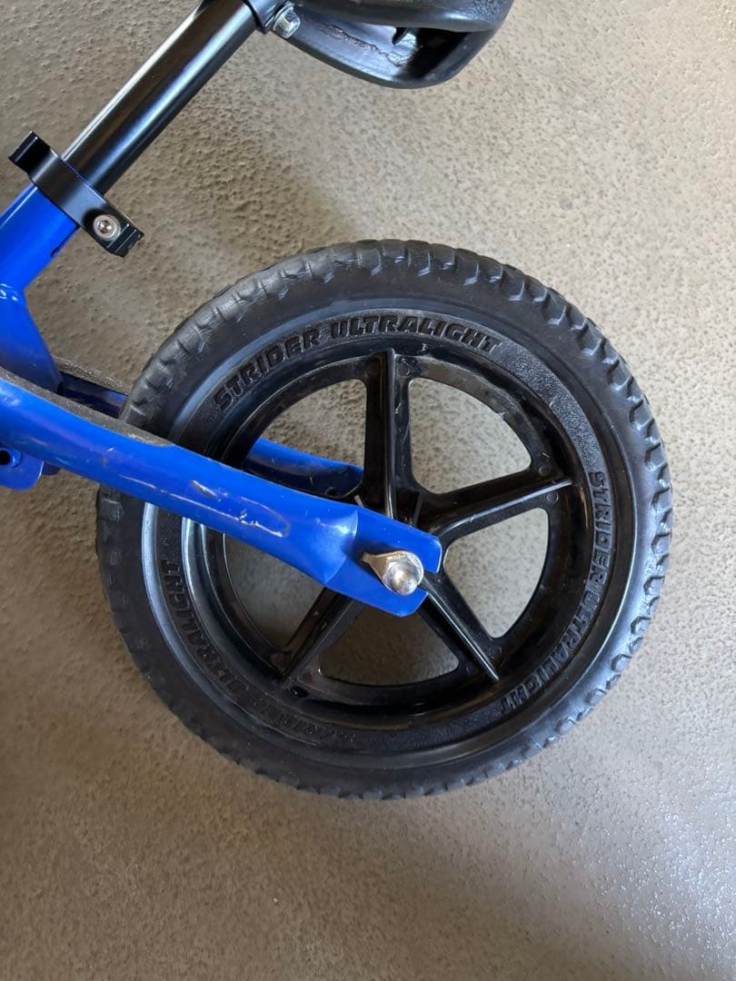 ストライダー スポーツモデル 12インチ ブルー