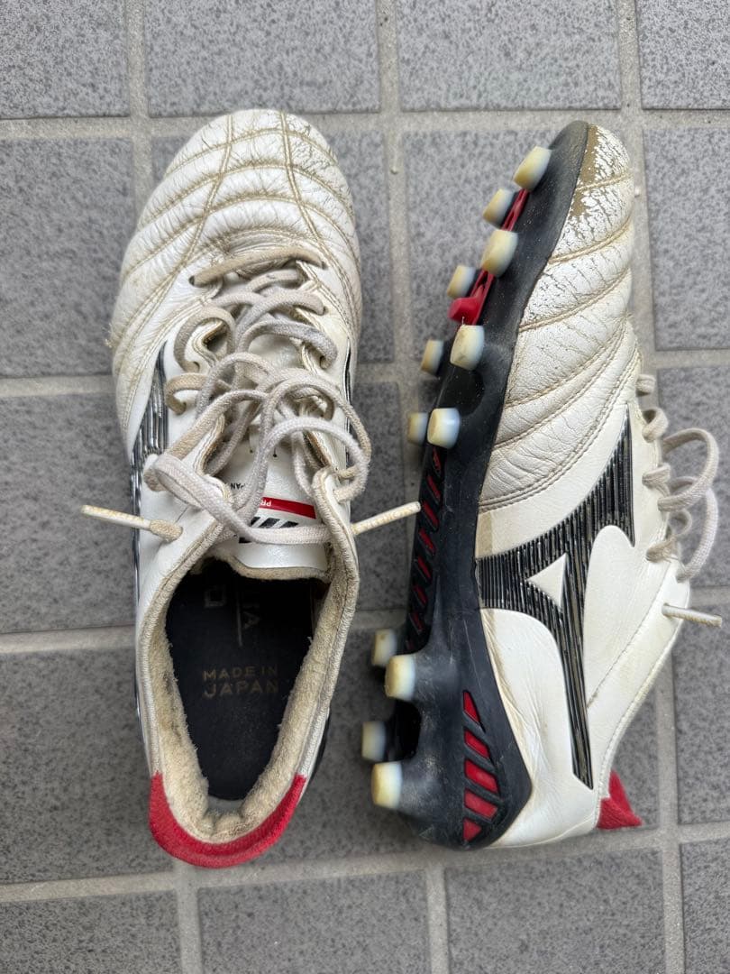 Mizuno モレリアネオ3 スパイクシューズ ホワイト/レッド 日本製24.0