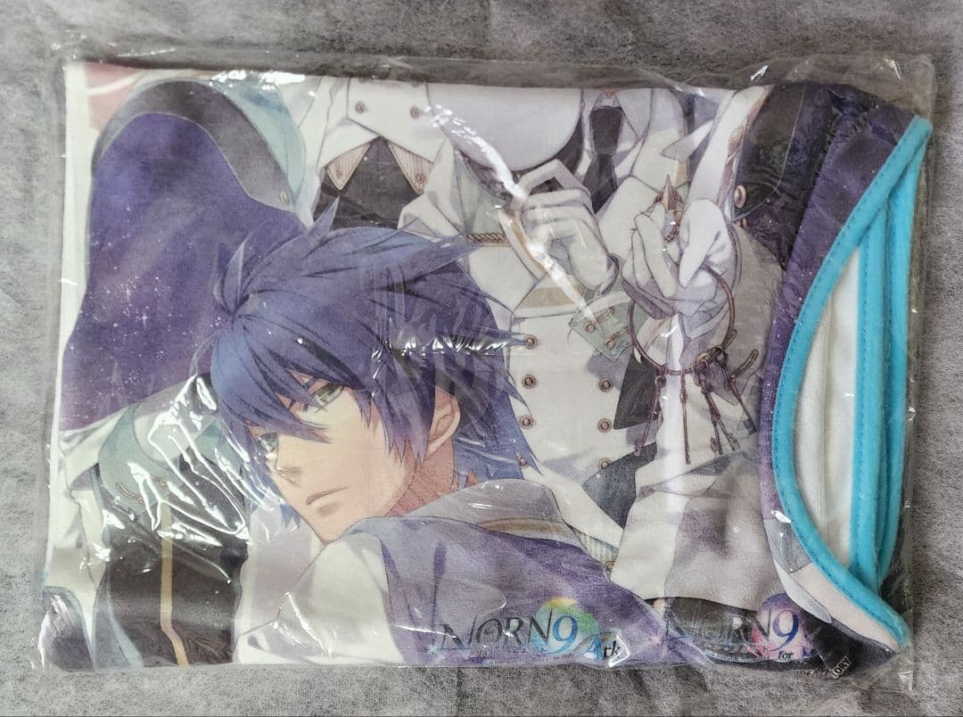 ノルンノネット NORN9 クッション ブランケット 缶バッジ 室星ロン