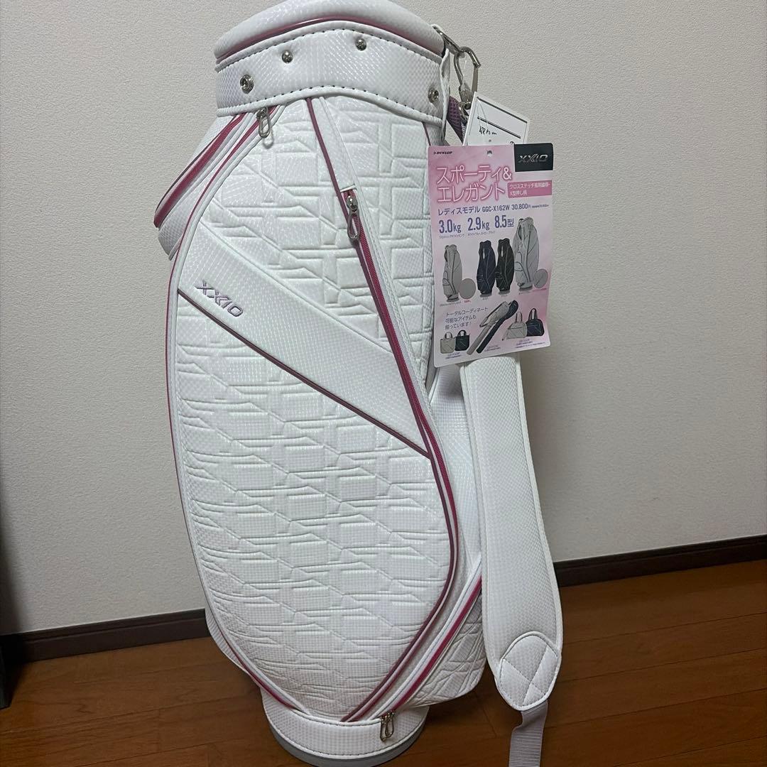 新品　XXIO GGC-X162W ホワイト ゴルフバッグ