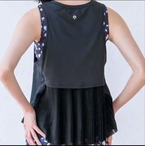 SUKALA バックプリーツタンクトップ M 新品