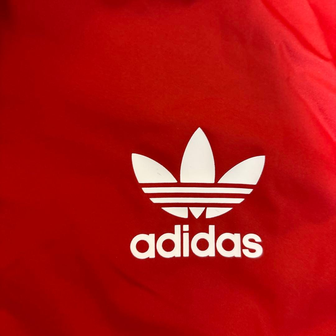 新品　adidas ウィンドブレーカー Lサイズ　赤　レッド