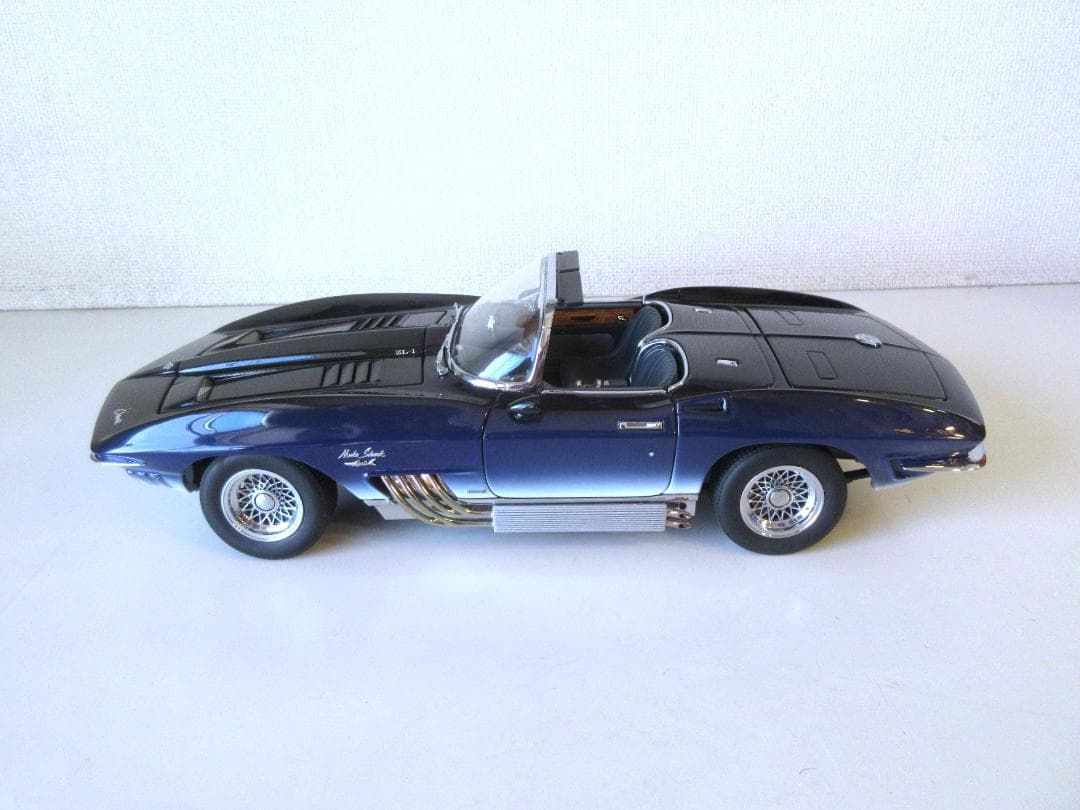 日淘市集さん専用 AUTOart (1/18) コルベット Mako Shark