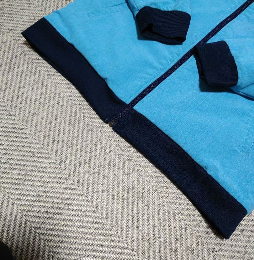 YONEX　ボアリバーシブルジャケット