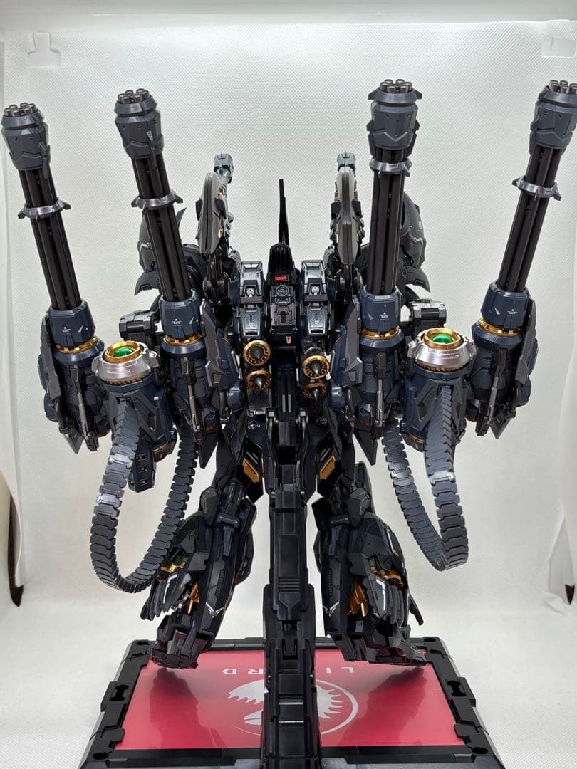 塗装済完成品　無限新星 INERA+ RMD 「リザード」1/100