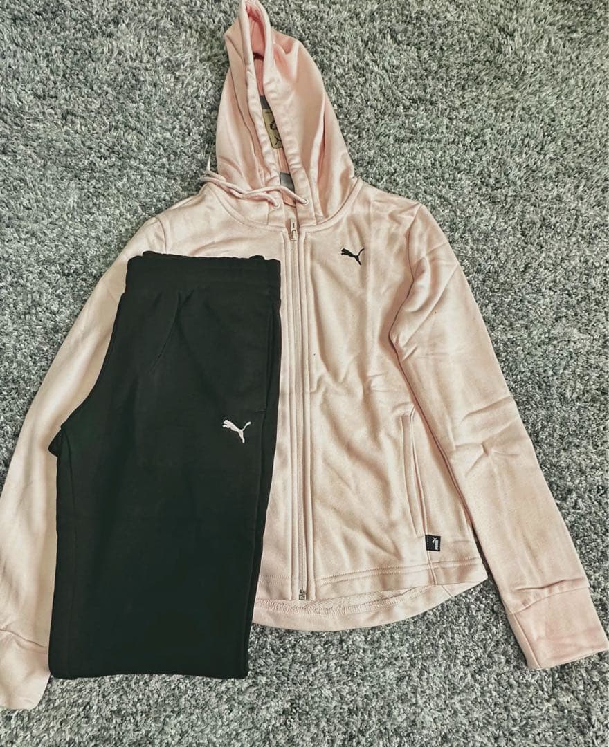 PUMA ウェメンズ CLASSIC フーテッドジャージ上下セット