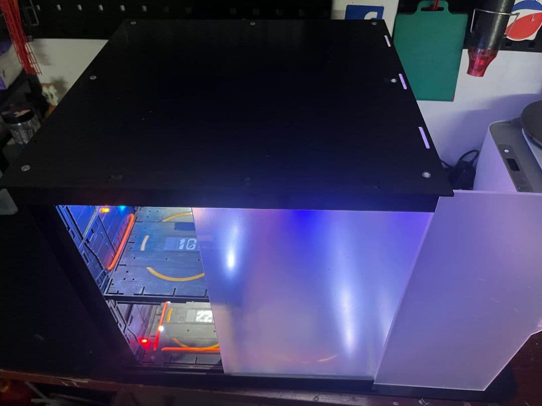 LED照明付き工場プラモデルディスプレイ