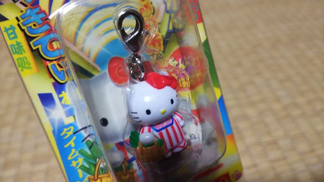 サンリオ HELLO KITTY 大阪のおかん 買い物かご 根付 キーホルダー