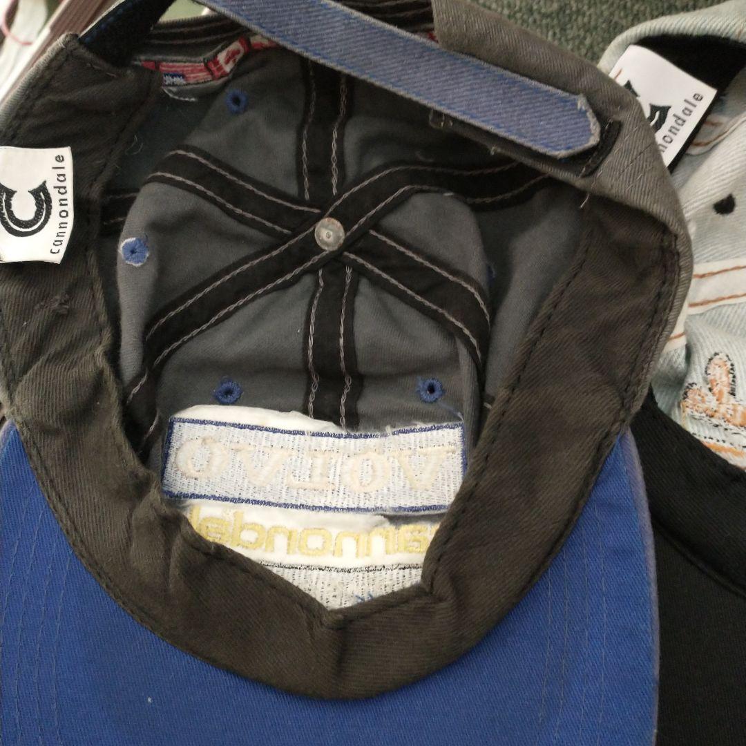 自転車　ロゴキャップ　4個セット