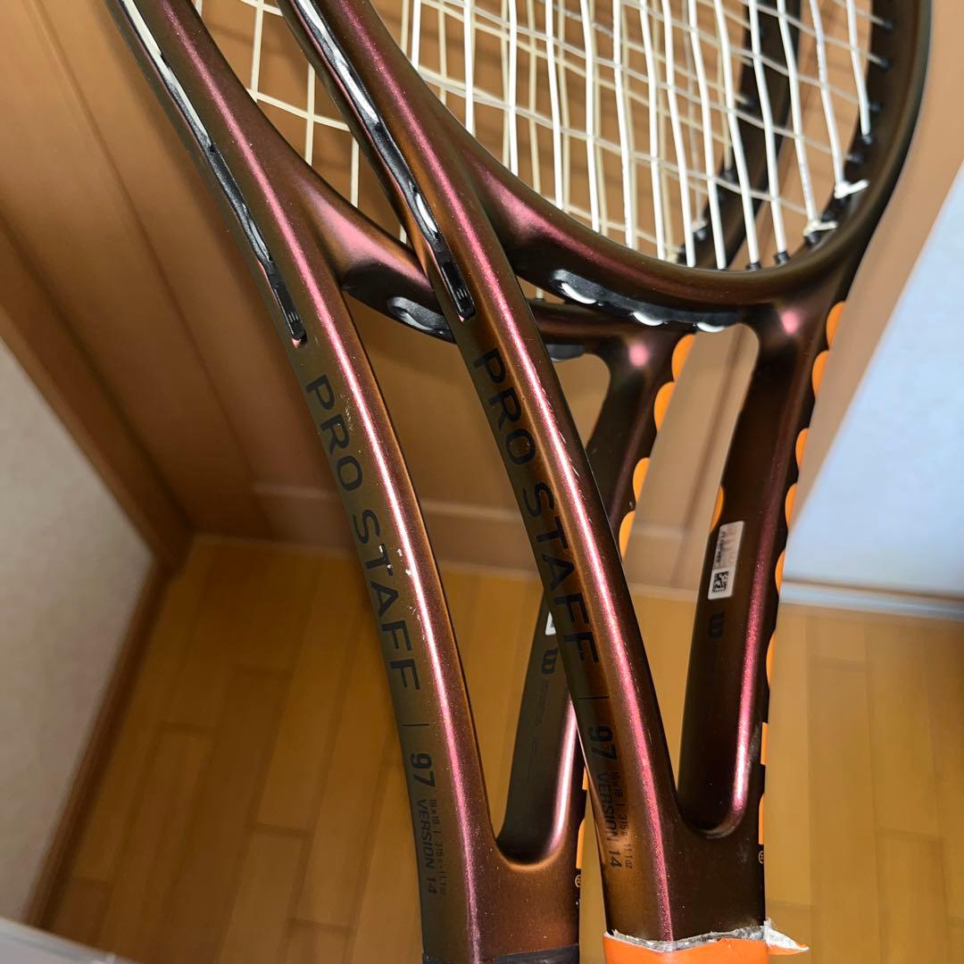 Wilson Pro staff v14テニスラケット2本セット ラケットバック