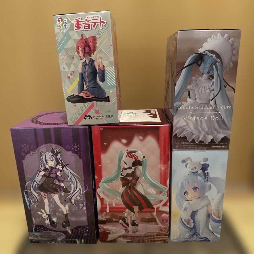 VOCALOIDフィギュアまとめ売り 初音ミク 重音テト 5個セット