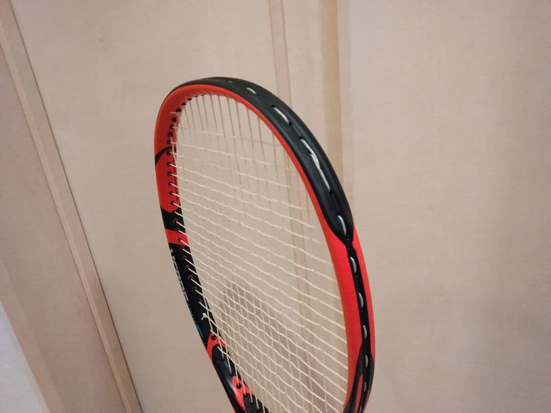 新品同様！YONEX VCORE Tour F97 硬式用テニスラケット