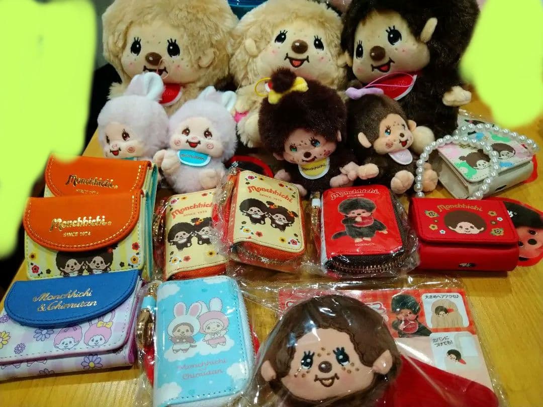 モンチッチ　２４個セット　ぬいぐるみ　キーケース　ミニウォレット　マスコット他