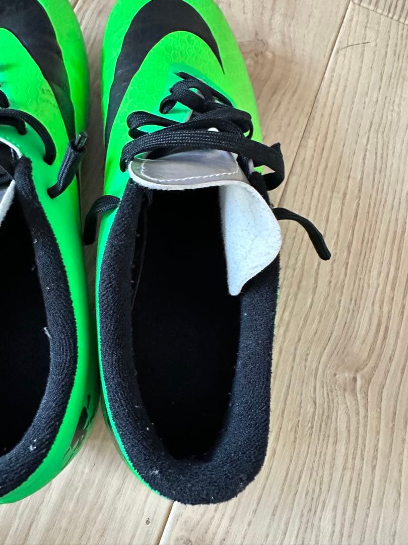 シューズ NIKE HYPERVENOM PHADE FG