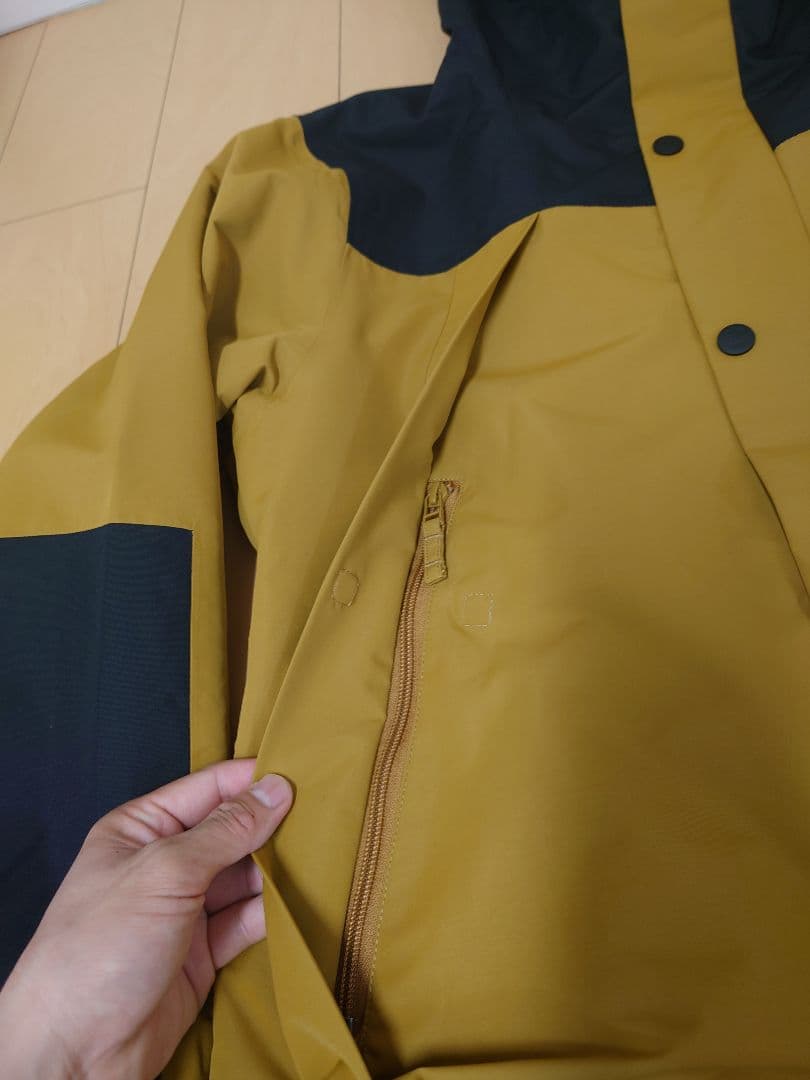 新品 SCAPE 24-25 UTOPIA JACKET Mサイズ スノーウェア