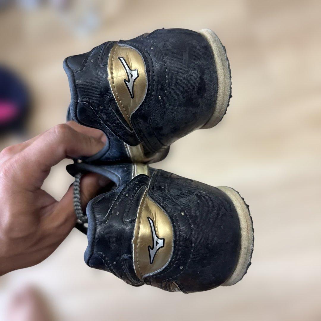 Mizuno 走り幅跳びスパイクシューズ 黒/金　25.0cm LJC