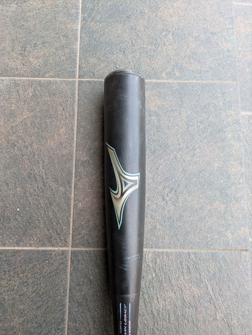 Mizuno ビヨンドマックスレガシー 84cm バットケース付き