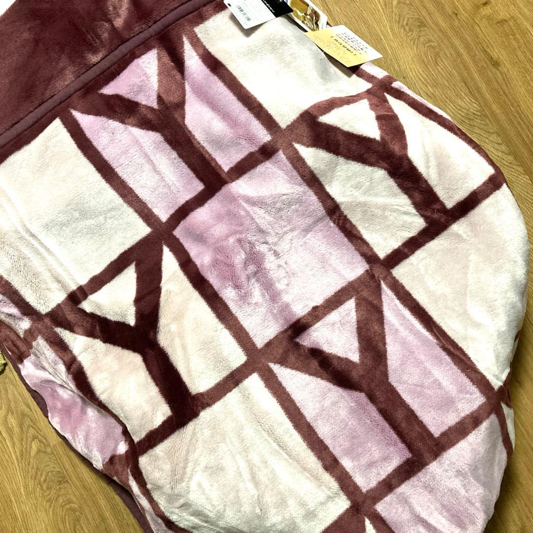 YVES SAINT LAURENTイヴサンローラン2枚合わせ毛布アクリル毛布