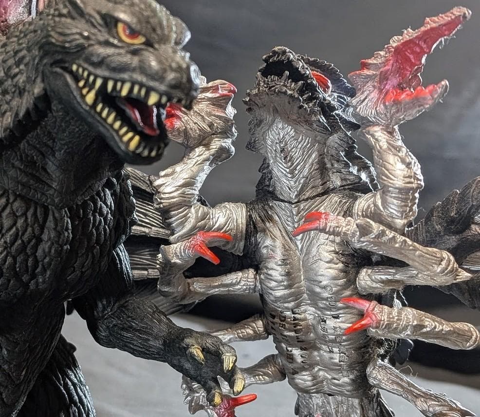 ミレニアムゴジラ＆メガギラス（バンダイ）ソフビフィギュア２体セット