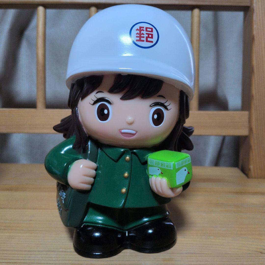 台湾の中華郵政マスコットキャラクター郵政寶寶2011年貯金箱　激レア