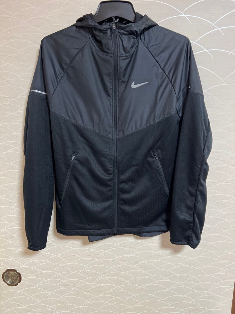 Nike フード付きジャケット Sサイズ 新品